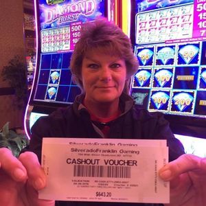 Meet your Posher, Monica